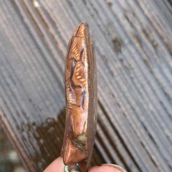 Beautiful handmade pine cone pendant. Hand sanded and made with care - Picture 6 of 6